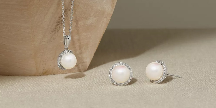 Pearls Gift